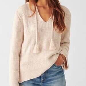 Faherty Long Sleeve V Neck Poppy Pullover Sweater Tan Cream Medium